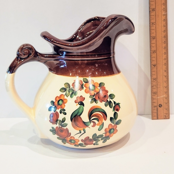 Mc coy Water Pitcher - Picture 7 of 8